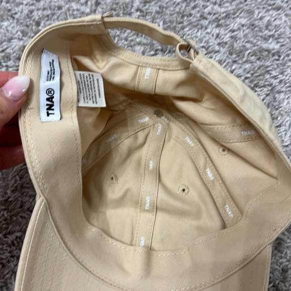 NWOT TNA LA baseball cap - Picture 2 of 2